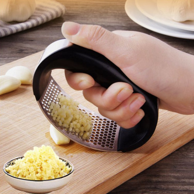 304 Stainless Steel Fabulous Garlic Mashing Gadget TikTok Manual Household Meshed Garlic Device Kitchen Ring Ginger Juice Garlic Clip Garlic Masher