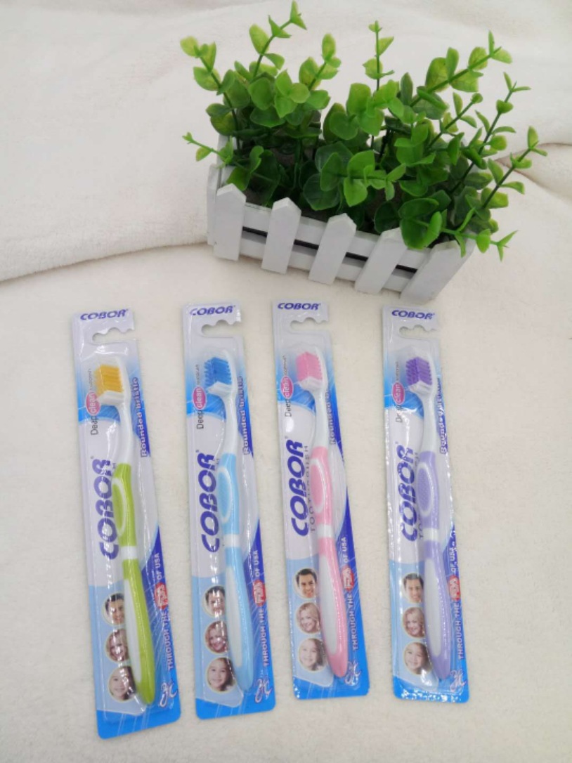 中毛牙刷批发超市百货地摊货源 外贸英文出口toothbrush 成人牙刷