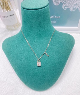 S925 Sterling Silver Custom Lock Key Necklace Female Fashion Clavicle Chain Internet Celebrity Cold Style Light Luxury Minority Simple