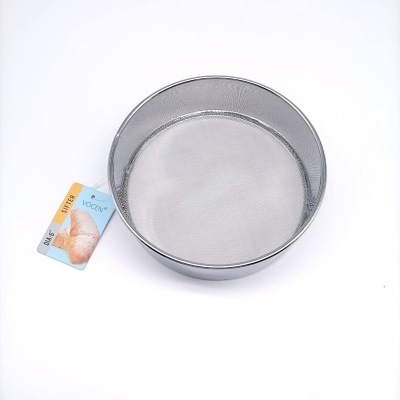15cm Flour Sifter Stainless Steel Fine Flour Sieve Flour Sifter Powdered Sugar Filter round Leak Screening Mesh