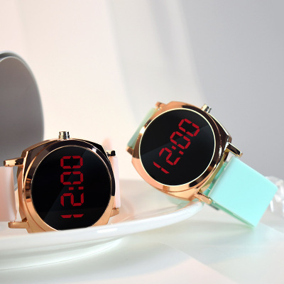 2021 Foreign Trade Popular Style Watch Female Student Children's Alloy Watch Korean Style Simple and Casual LED Electronic Watch Sports