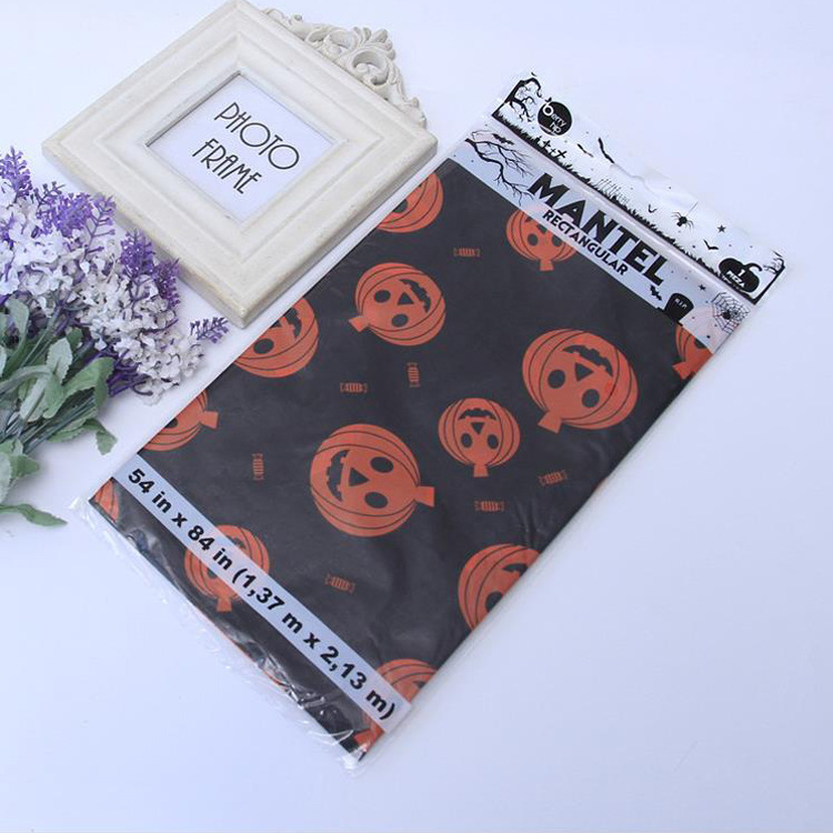 热销 欧式万圣节鬼节南瓜印花PE桌布 餐具用品防水防油外贸外贸