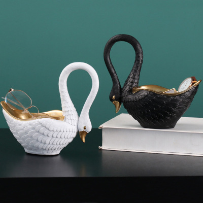 Resin Crafts Swan Ornaments Gathering Black and White Lovers Swan Home Wine Cabinet Hallway Home Decoration Ornament Furnishings