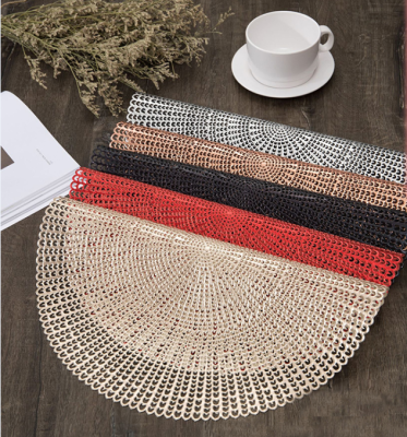 European and American PVC Xiangbin Gold Placemat Coasters Non-Slip Support Placemat 42 round Insulated Western Food Placemat Red Table Lamp Table Mat