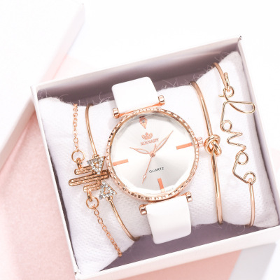 INS New Pu Strap Women's Watch Fashion Classic Quartz Watch Wholesale Women's Watch Bracelet Combination Set Watch