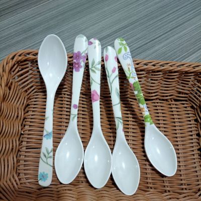 012 Long Handle Spoon Long Handle Children Spoon Melamine Spoon Small Spoon Pointed Spoon 1 Yuan Supply Wholesale Gift