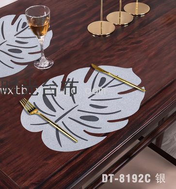 新款PVC异形叶子餐垫 隔热垫  厂家直销