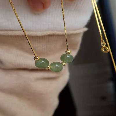 Lucky Beads Hotian Jade Pendant Necklace Women's Simple Niche Accessories Design Sense Ice Muscle Jade Bone Clavicle Chain for Girlfriend