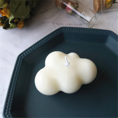 White Cloud Cloud Aromatherapy Candle Home Furnishings Nordic Creative Gift with Hand Gift Girlfriends Birthday