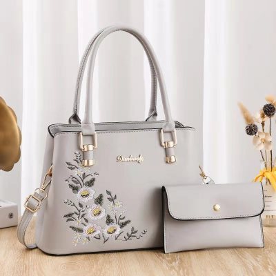 Autumn New Graceful Embroidery Large Capacity Handbag Multi-Color Optional Shoulder Bag Crossbody Bag Stall 11836