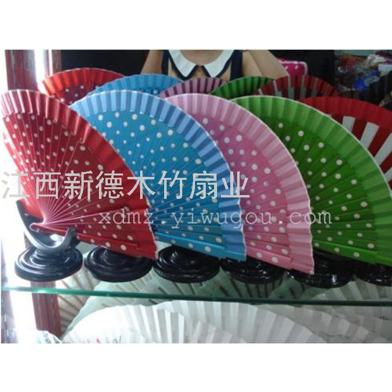 德祯   9寸木质原木色环保木扇  手工绘画木扇  波点图手绘木扇