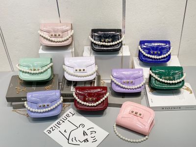 New Jelly Bag 2021 Stylish Bag Women 'S Wholesale Korean Style Women 'S Shoulder Bag Pearl Hand Jelly Bag