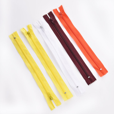 Wholesale Price Zipper Close End Nylon Zip Zipper with Auto Lock Slider for Garment, Bag