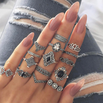 Cross-Border Yiwu Foreign Trade in Stock Retro Hollow Diamond Inlaid Crown Water Drop Lotus Ring Suit 15-Piece Set One Piece Hair