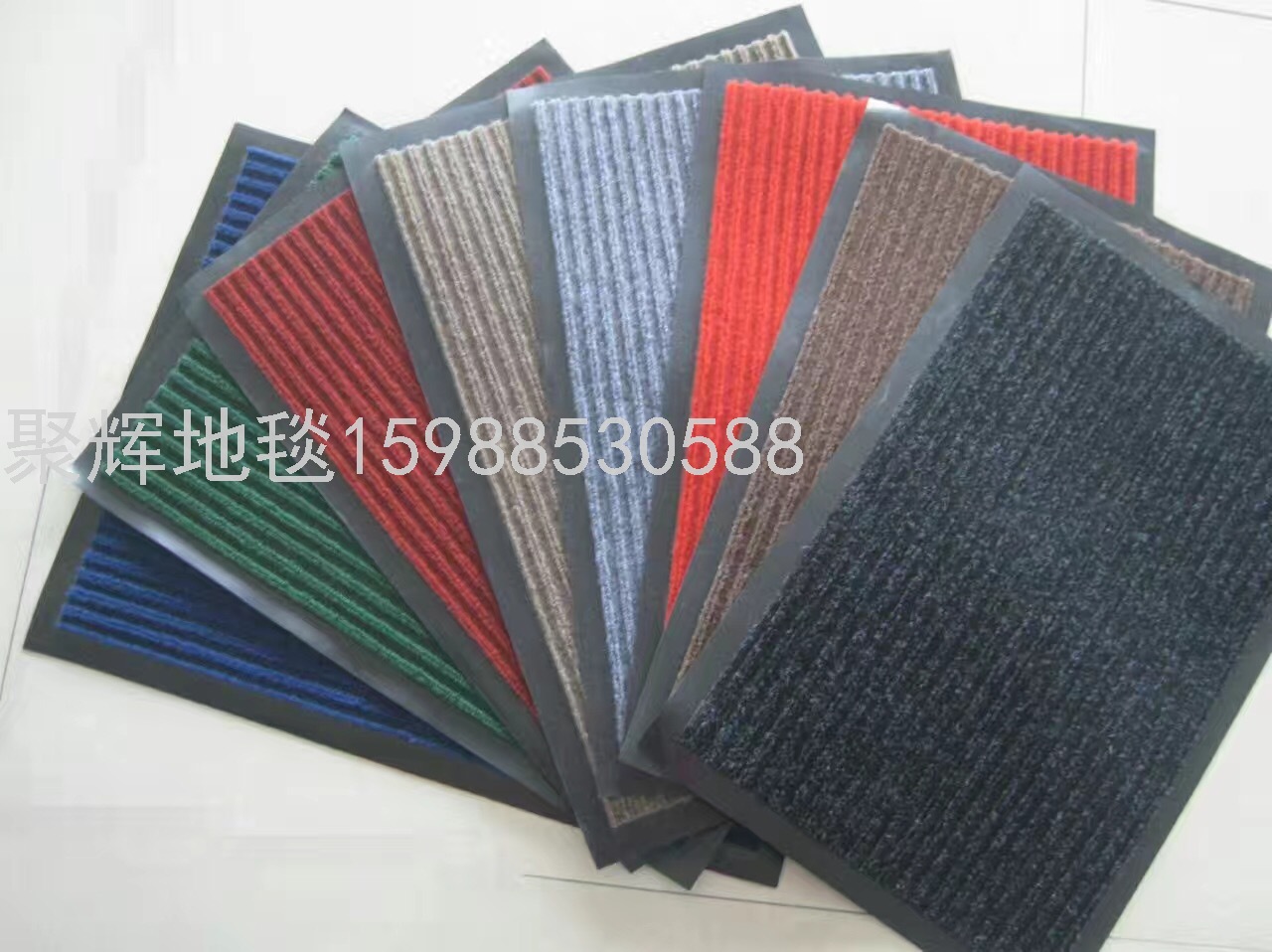 厂家批发双条纹复合地垫除尘防滑酒店宾馆门厅走廊婚庆通用红地毯
