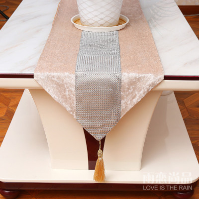 Factory Direct Sales European Modern and Simple Diamond Luxury Table Runner Hotel High-End Table Runner Curio Cabinet Towel Wholesale
