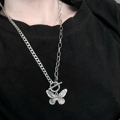 Super Fairy Girl European and American Butterfly Necklace Female Clavicle Chain Special-Interest Design Titanium Steel Ins Retro Distressed Bracelet Pendant