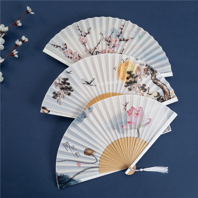 High-End Chinese Style Handmade Silk Ghatpot Silk Fan Men's Folding Fan Lotus Characteristic Cultural and Creative Gifts Fan Ink Painting Fan