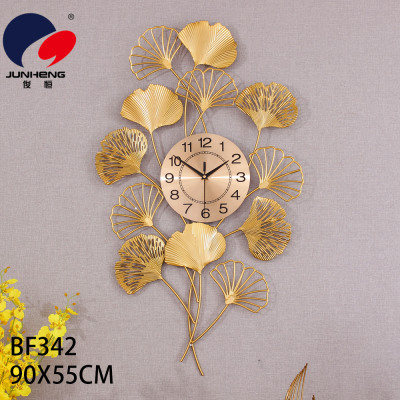 Lioele Les Ginkgo Leaf Wall Clock Living Room Creative Fashion Noiseless Clock Wall-Mounted Household Light Luxury Personality Simple Style Clock