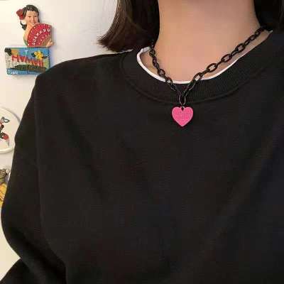 Love Necklace Female Popular Net Red Ins Hip Hop Cool Design Sense Clavicle Chain 2020 New Bracelet for the Besties Short