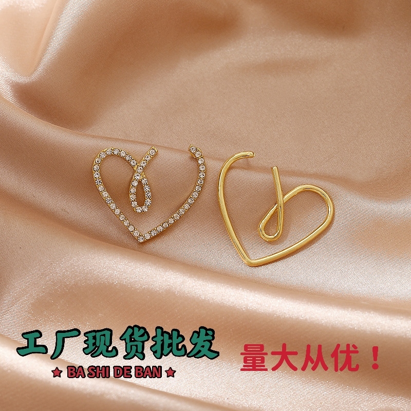 S925银针韩国不对称桃心简约ins冷淡风耳钉耳饰女