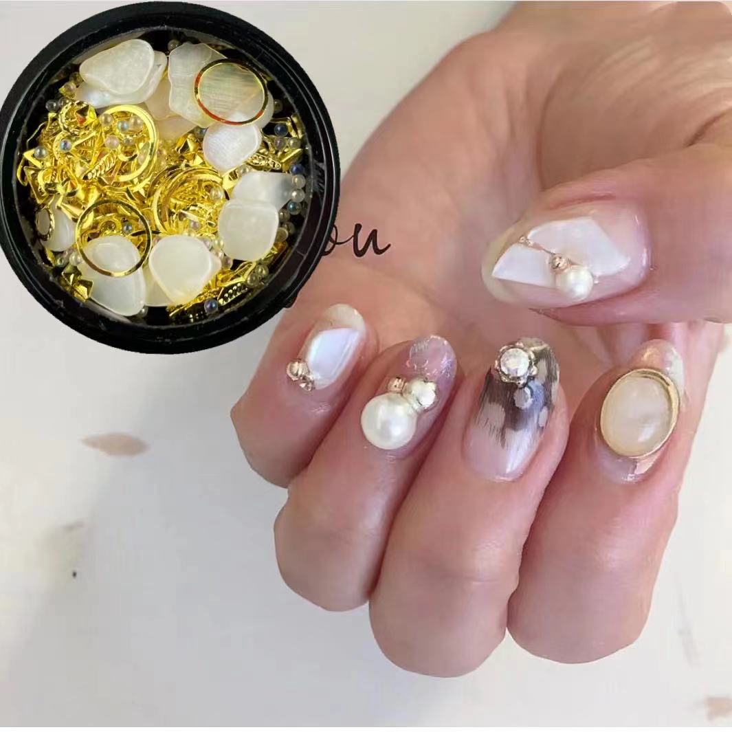 美甲钻石铆钉混装饰品 超闪水钻贝壳片指甲装饰 大小珍珠混装