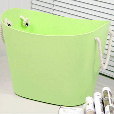 Japanese-Style Large Capacity Portable Plastic Storage Basket