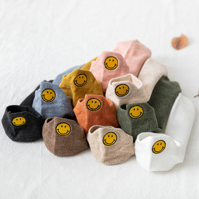 SocksAutumn and Winter New Women's Low-Cut Liners SocksHeel Ear Embroidered Smiley Japanese Style SocksFemale Plain