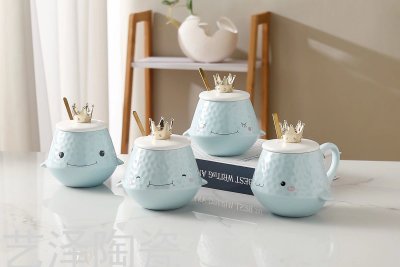 Cute Dancing Whale Ceramic Cup Crown Mug Color Glaze Coffee Cup Embossed Water Cup.
