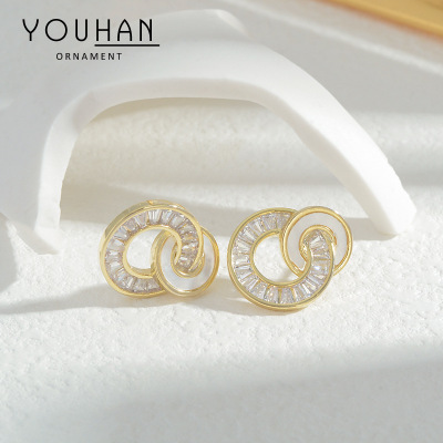 Sterling Silver Needle Geometric round Shell Stud Earrings Women's Korean Dongdaemun Zircon Earrings Exquisite Light Luxury Earring Ornament