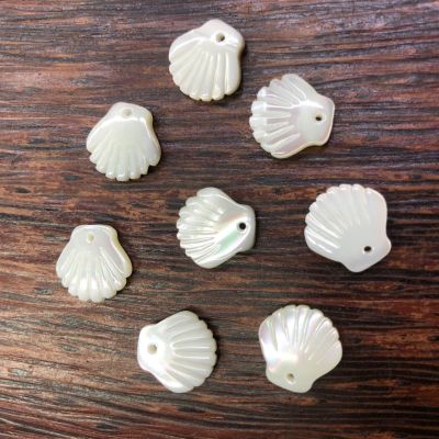 Shell Horseshoe Screw Carving Fan Shell Edge Hole Pendant DIY Decorations Material Accessories Wholesale Amazon Hot
