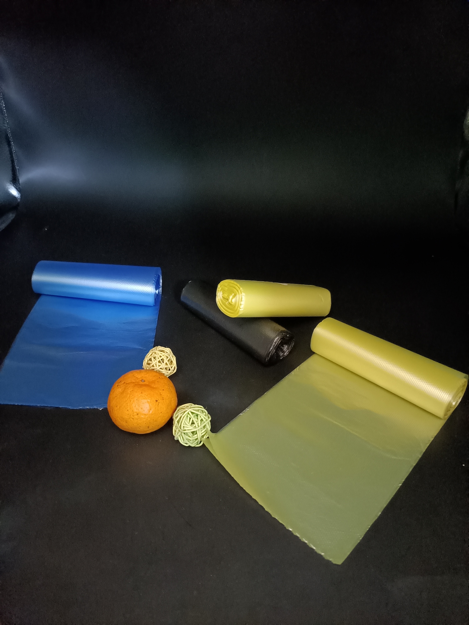 现货厂家直销垃圾袋平口48*55(25/卷)