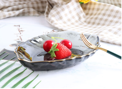 Creative Ins Golden Edge Leaves Glass Plate Japanese Simple Western Food Tray Fruit Dessert Plate Tableware