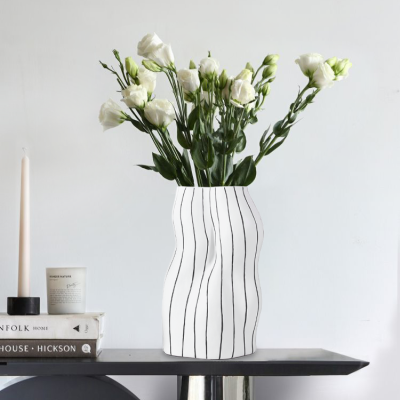 Creative Strange Shape Striped Resin Vase Decoration Dried Flower Arrangement Sample Room Soft Decoration Furnishings
