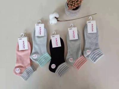 Cotton Fabric Is Comfortable and Breathable Women's Stockings Monochrome Business Cotton Socks Colors and Styles Factory Direct Sales