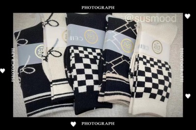 Spot Supply Fashion Simple Cashmere Socks 5 Colors a Set of Classic Socks
