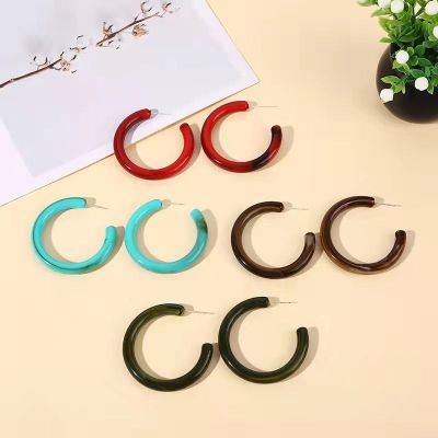 C- Shaped Earrings Female Court Retro Design Hepburn French Earrings Creative Factory Direct Supply Wholesale