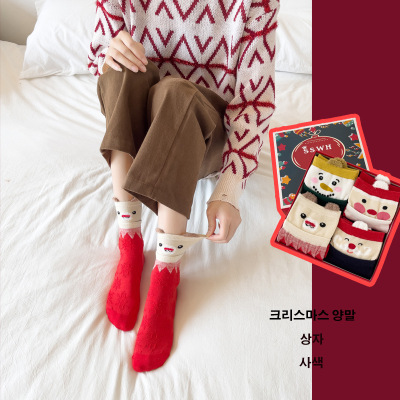 Women's Cotton Cartoon Spring Socks Santa Claus Snowflake Tube Socks Christmas Stockings Gift Box Red Socks Boxed