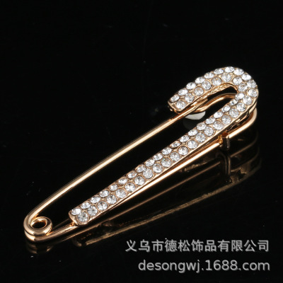 Factory Production 3.5cm Metal round Crystal Brooch 5cm Sign Logo Custom Alloy Clothing Nameplate