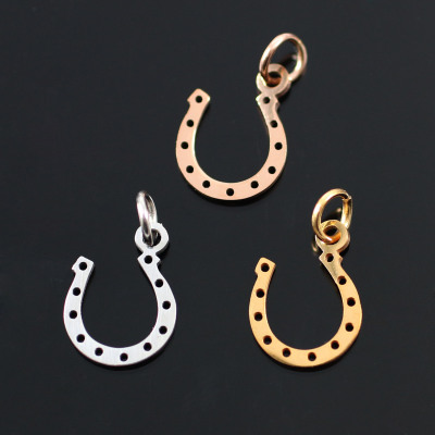 Stainless Steel Lucky U-Shaped Horseshoe Ornament Accessory Pendant Hollow Single Hole Titanium Steel Horseshoe Bracelet Necklace Small Pendant