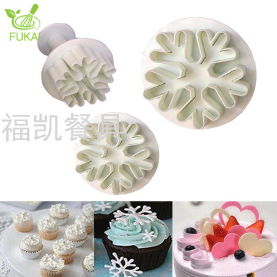 3PCS Snowflake Shape Plunger Cutter Sugar Cream Craft Biscuit Plunger Cutters Silicone Mold Cake Decor Tools