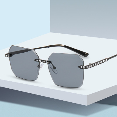 New Metal Inlaid Zircon Cut-Edge Sunglasses Women's Cross-Border Square Polygon Rhinestone Sunglasses UV-Proof