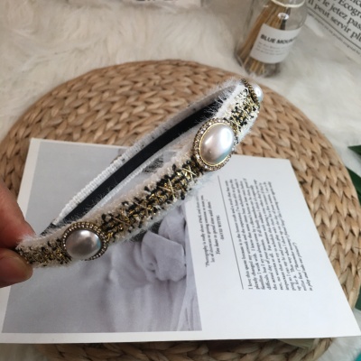 Fabric Pearl Winding Headband Classic Style Beautiful Headband Autumn and Winter Design Pressure Sensing Hairpin Simple Sweet Hair Accessories