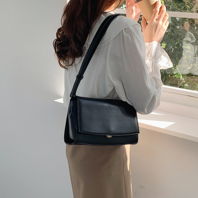Korean Spring New Simple Shoulder Underarm Bag Versatile Ins Crossbody Women's Bag Retro Minority Design Baguette Bag