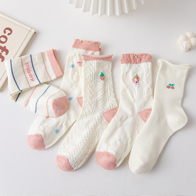 Socks2022 New Pink White Girl Cotton Socks Japanese Style Fresh Strawberry Printed Tube Socks Spring Breathable JK Socks