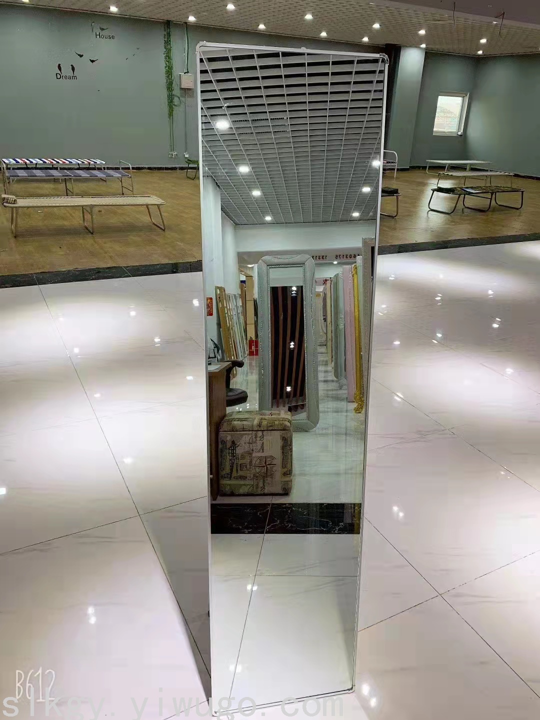 厂家直销铝合金试衣镜门框镜仪容镜卫浴镜网红爆款推荐落地镜