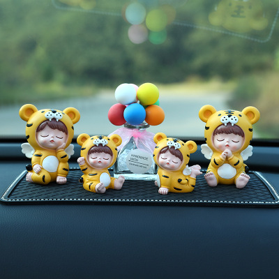 Car Interior Car Tiger Decoration 2021 New Central Control Creative Cute Object New Year of the Tiger Auspicious Decoration