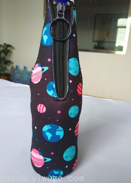 厂家专业生产潜水料 红酒瓶套面料  各类酒瓶水杯潜水料面料