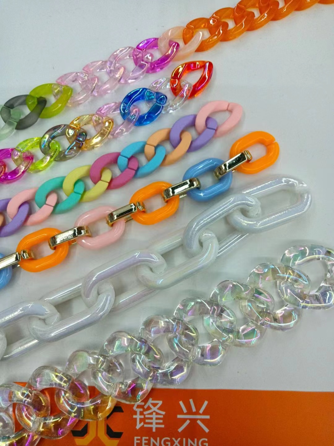 基业塑料彩色松身链 箱包配件首饰服饰等 各种尺寸规格欢迎定制