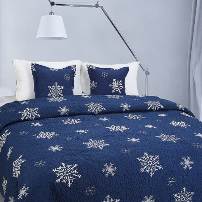 Home Textile Snowflake Christmas Three-Piece Quilt Active Printing and Dyeing Computer Embroidery Factory Wholesale